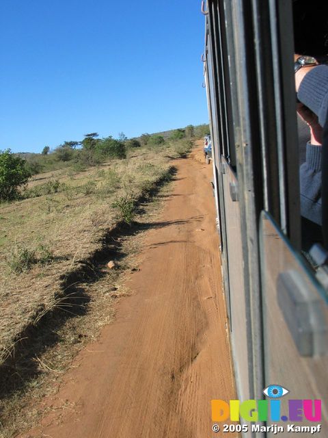 14901 Track through the park